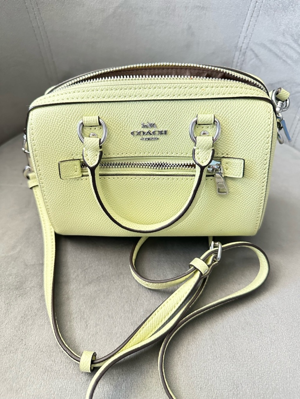 COACH Pebble Leather Mini Satchel in Light green. 💯 authentic. I owner